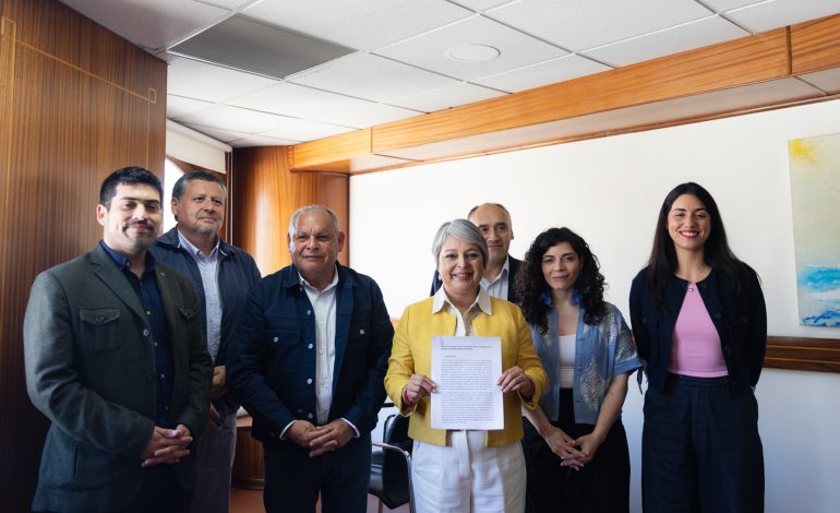 Rodrigo Mundaca apoyará despliegue de la campaña presidencial deJeannette Jara en la Región de Valparaíso