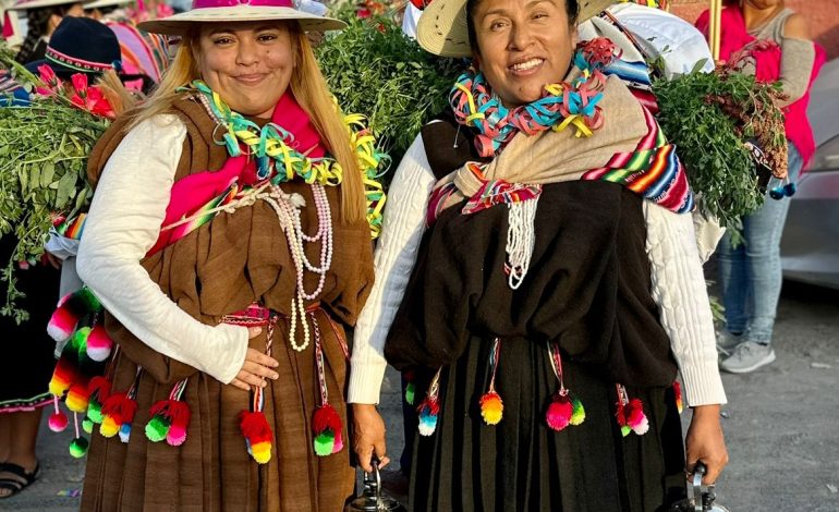 Programa Originarias celebra noveno aniversario con la primera gran feria en santiago