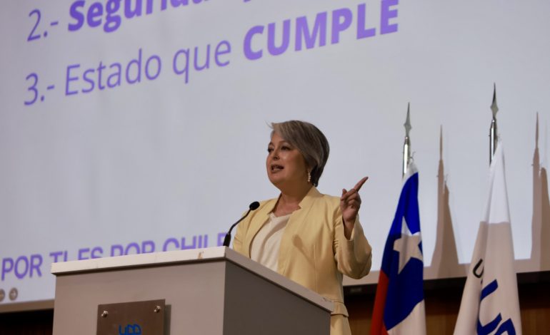 “Pensar Chile en grande”: el énfasis de Jeannette Jara para retomar la vía del desarrollo
