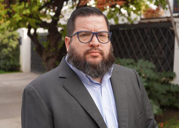 Polémica por «parásitos»: Asesor de Kast asegura que su columna «en ningún caso» incluye a Chile Vamos