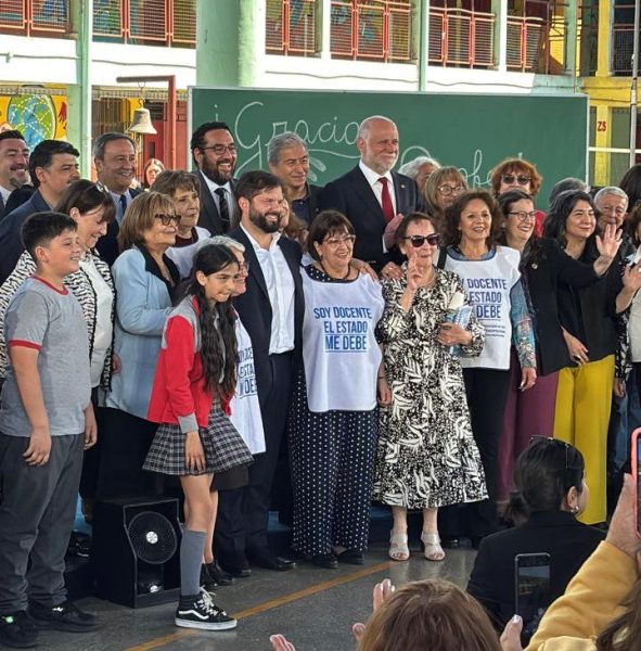 Colegio de profesores pide que reparación histórica llegue a quienes aparecen en demanda internacional
