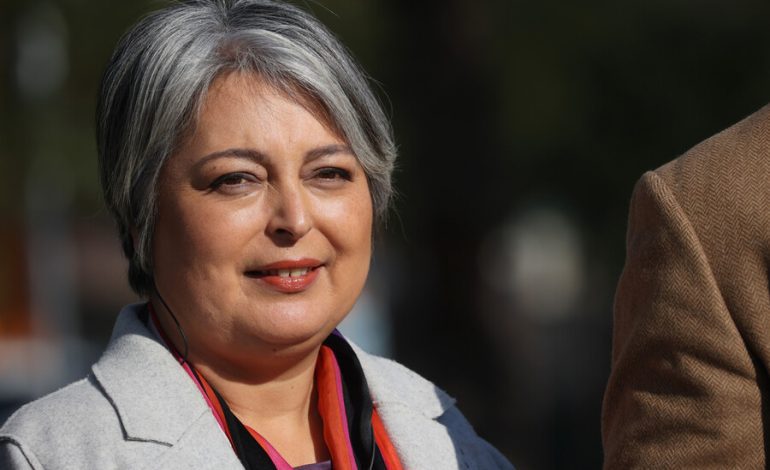 Jara responde a Mosciatti por cuestionamientos sobre  Cuba: «yo no quiero traer el modelo cubano a Chile, no tengo ningún interés»