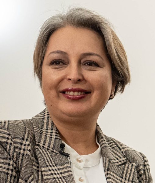 Jara lidera para primera vuelta, pero según Cadem perdería en un balotaje ante Kast, Matthei, Parisi y Kaiser