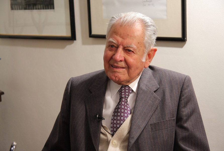 DC rechaza el uso de la imagen de Patricio Aylwin en la franja de RN: «es una falta de respeto»