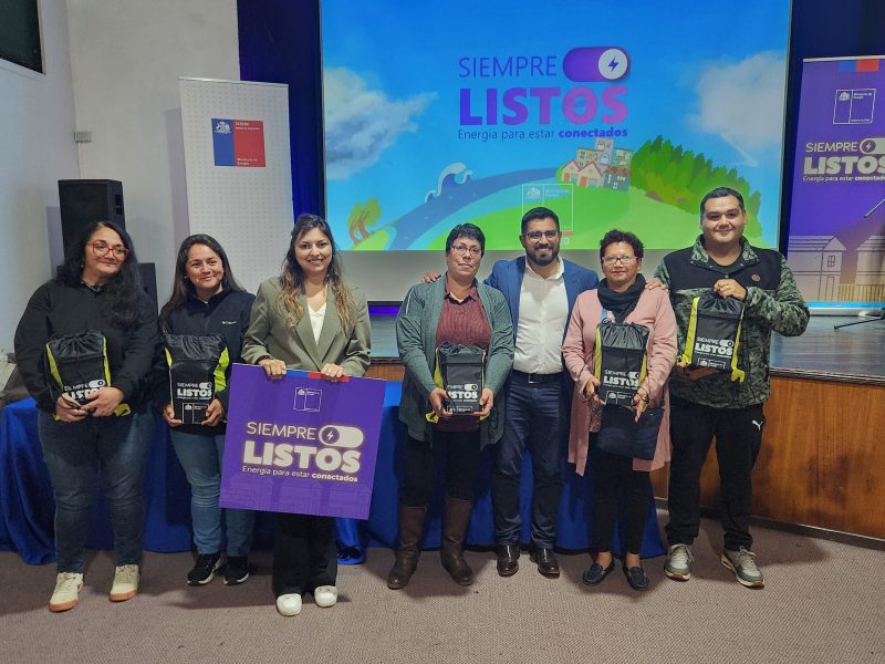 Lanzamiento regional del Programa “Siempre Listos” permitió que familias reciban Kits de Resiliencia Energética