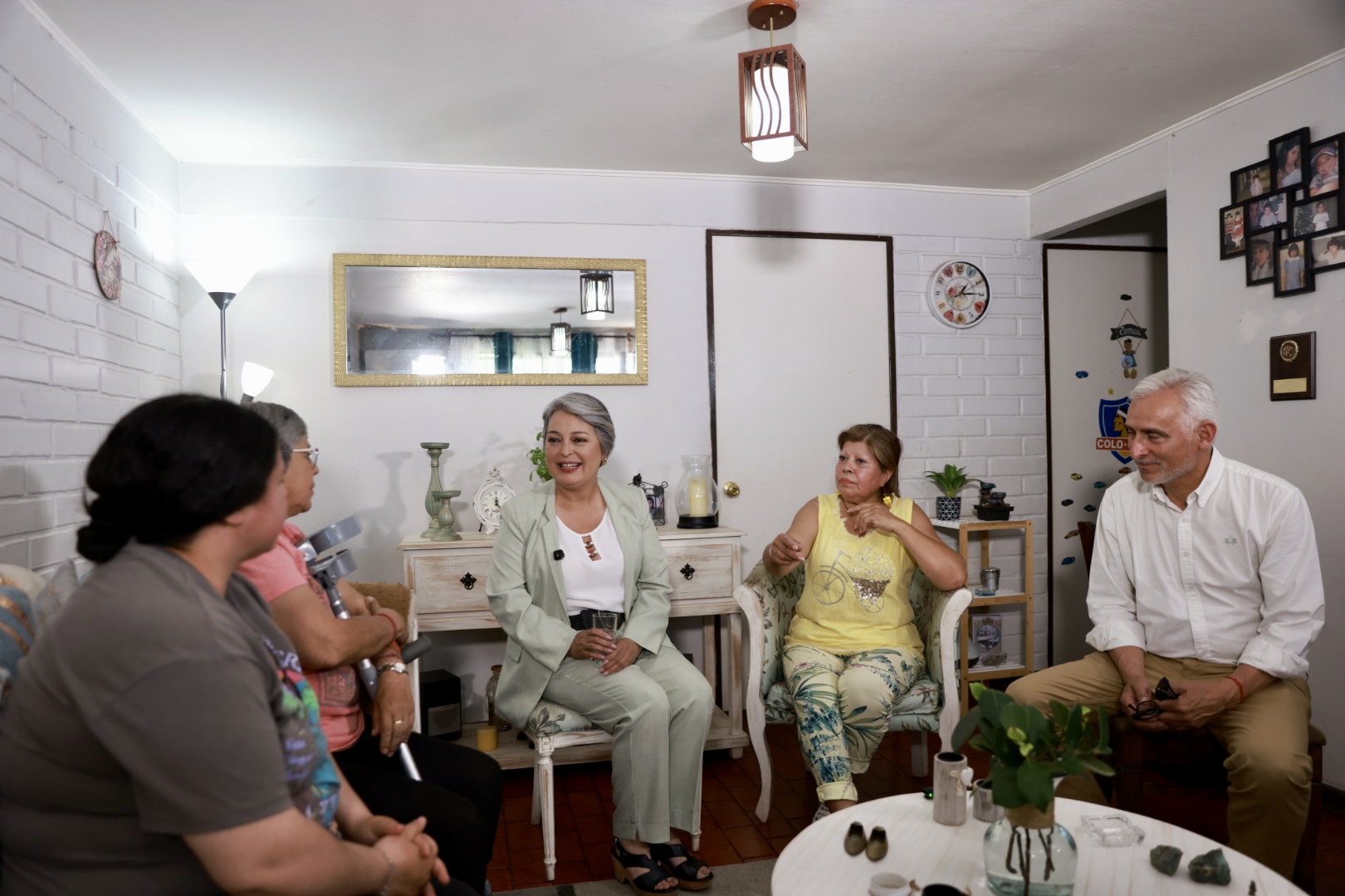 Jeannette Jara se despliega en la Región de O’Higgins con anuncios en salud y conectividad vial 