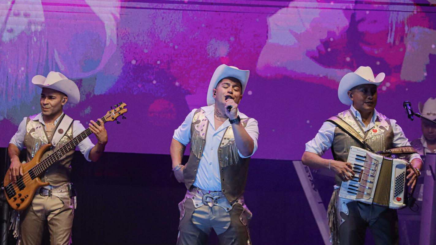 Zúmbale Primo denuncia cancelación de eventos tras actuar en el cierre de campaña de Kast