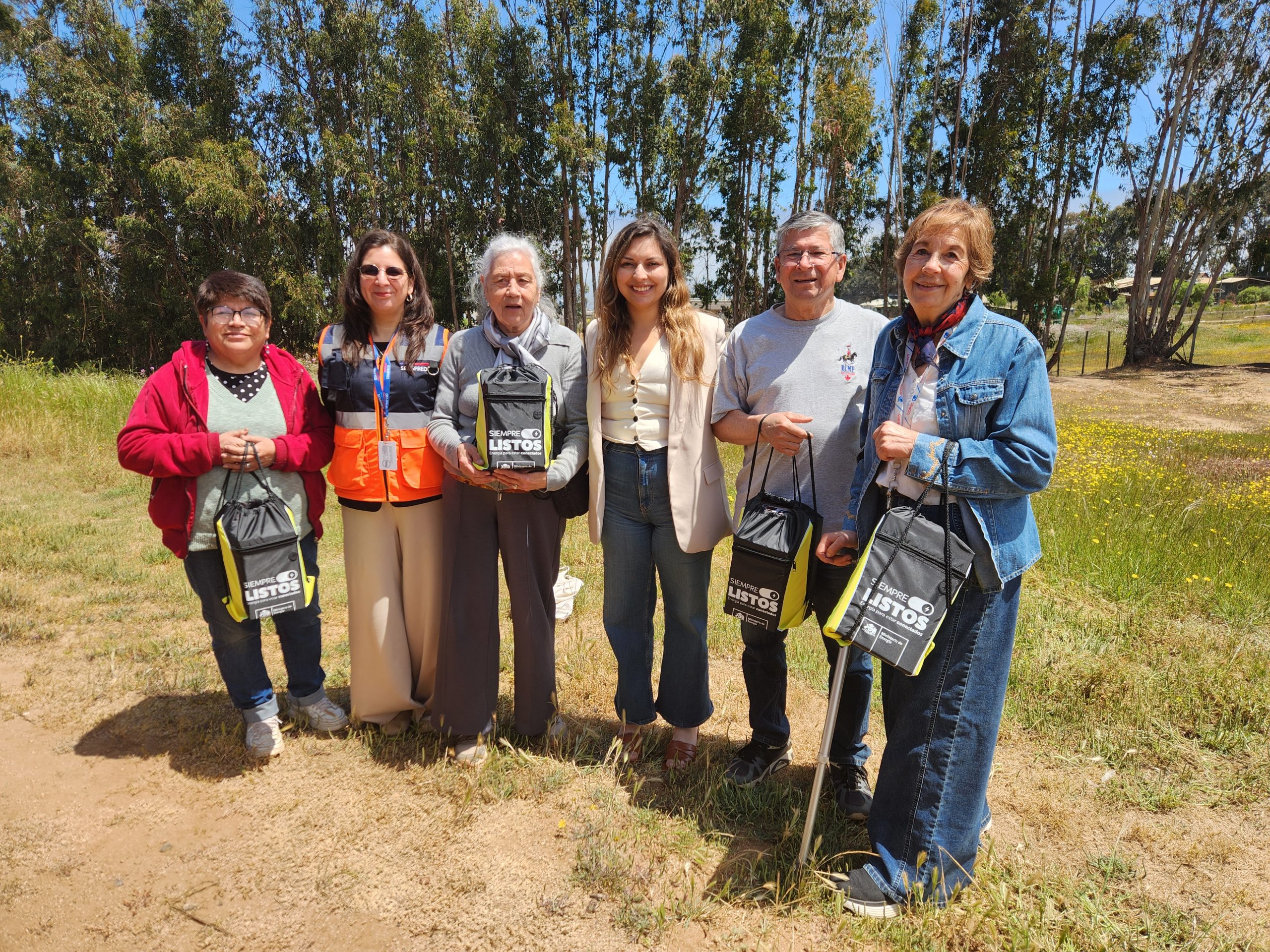 Región de Valparaíso avanza en resiliencia: 600 familias recibirán kits solares