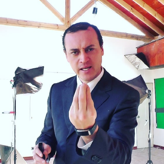 Maximiliano Lobos renuncia al PNL y acusa a Kaiser de presuntos hechos de corrupción