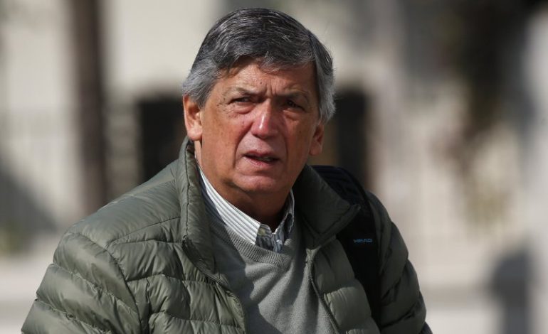 Carmona (PC) respalda a Jara y defiende su militancia ante la campaña presidencial