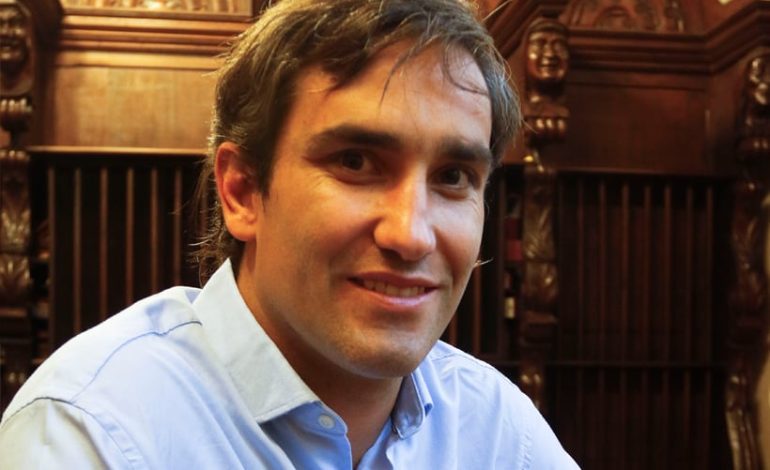 Presentan nueva querella contra Sebastián Piñera Morel por usura y estafa