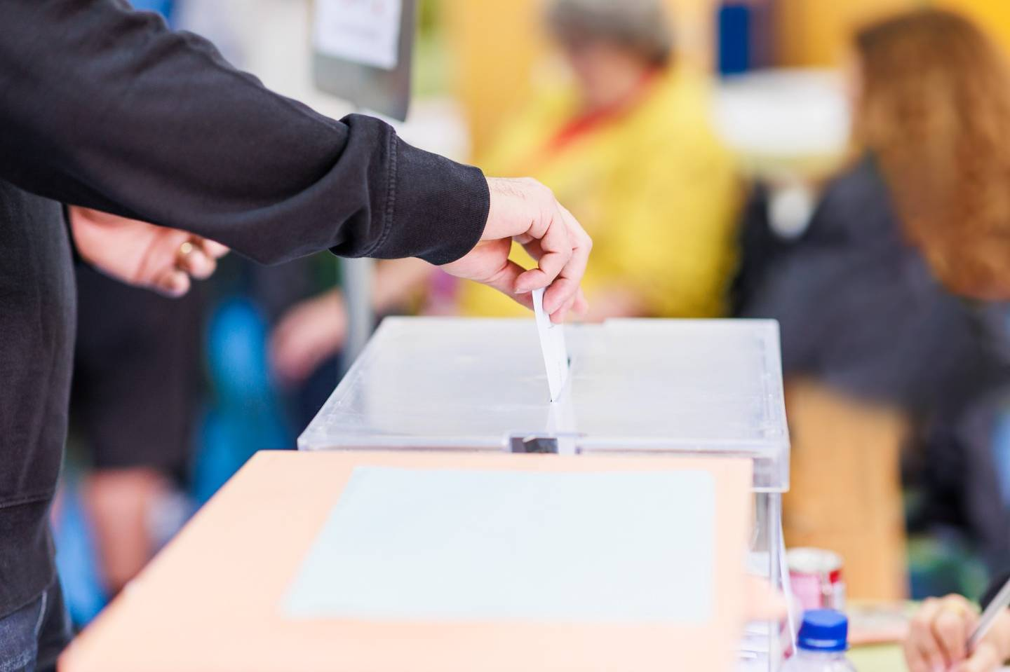 SERVEL publica nómina definitiva de vocales de mesa para las elecciones presidenciales y parlamentarias 2025