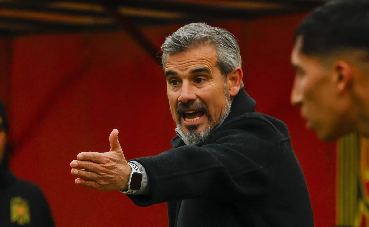 Crisis en Unión Española: Miguel Ramírez deja el cargo tras derrota ante Colo Colo