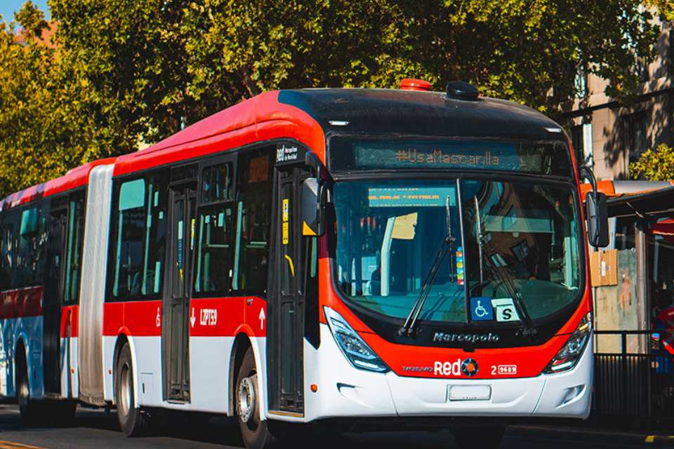 Transporte gratuito para votar en las elecciones 2025: Metro, trenes y servicios rurales operarán sin costo