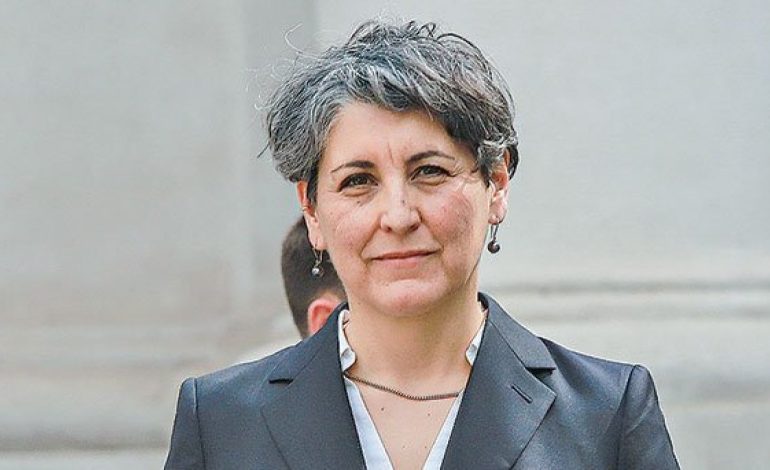 Observatorio del Cáncer reconoce a la ministra Ximena Aguilera por avances en equidad oncológica en Chile