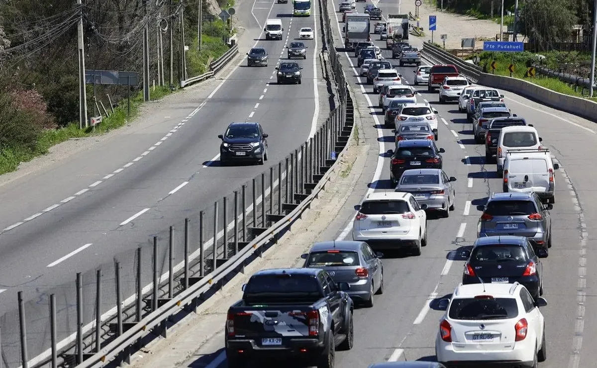 Último fin de semana largo del 2025: se proyectan más de un millón de viajes dentro del país