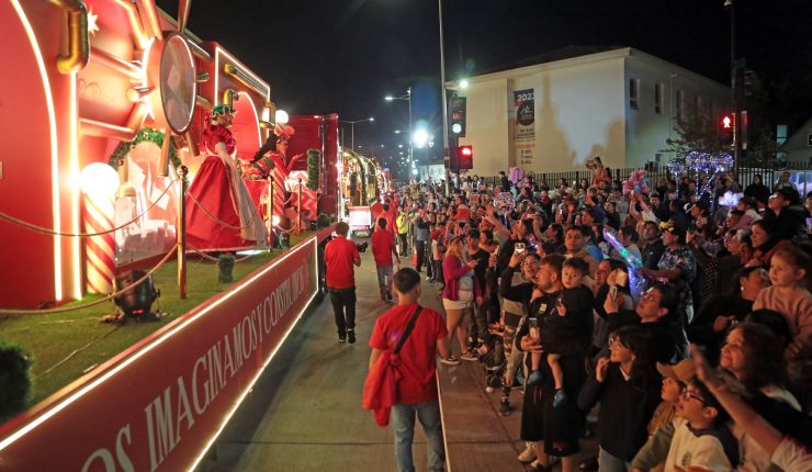 Caravana Navideña 2025 en San Joaquín alegró a niños y familias del barrio histórico La Legua