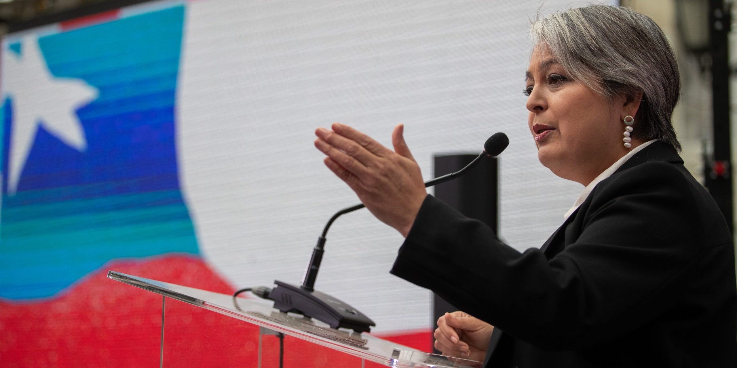 Jeannette Jara confirma que tiene tres discursos preparados para la noche electoral