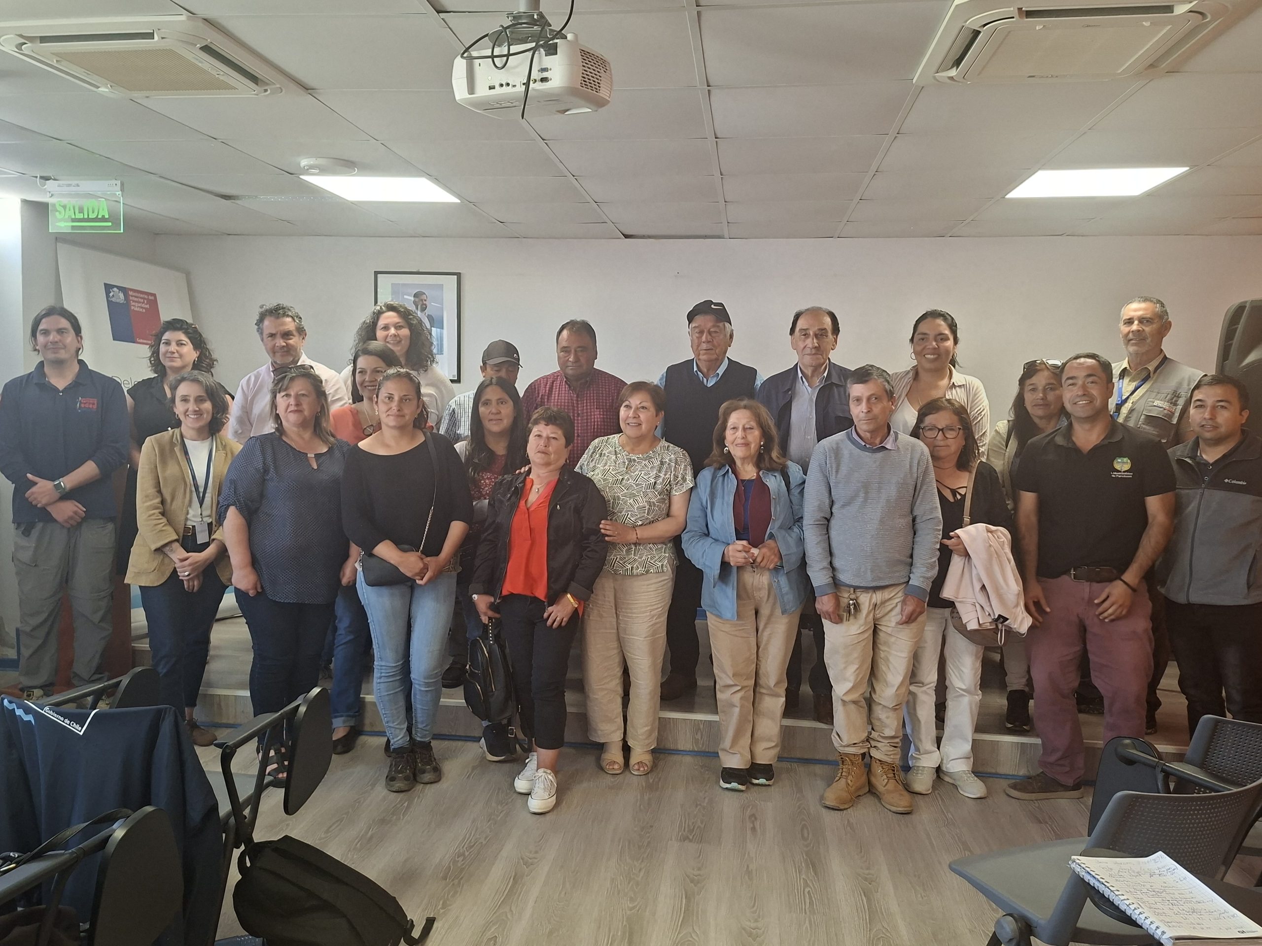 Mesa de la Sal se realizó en Pichilemu para fortalecer la protección y sustentabilidad del territorio salinero