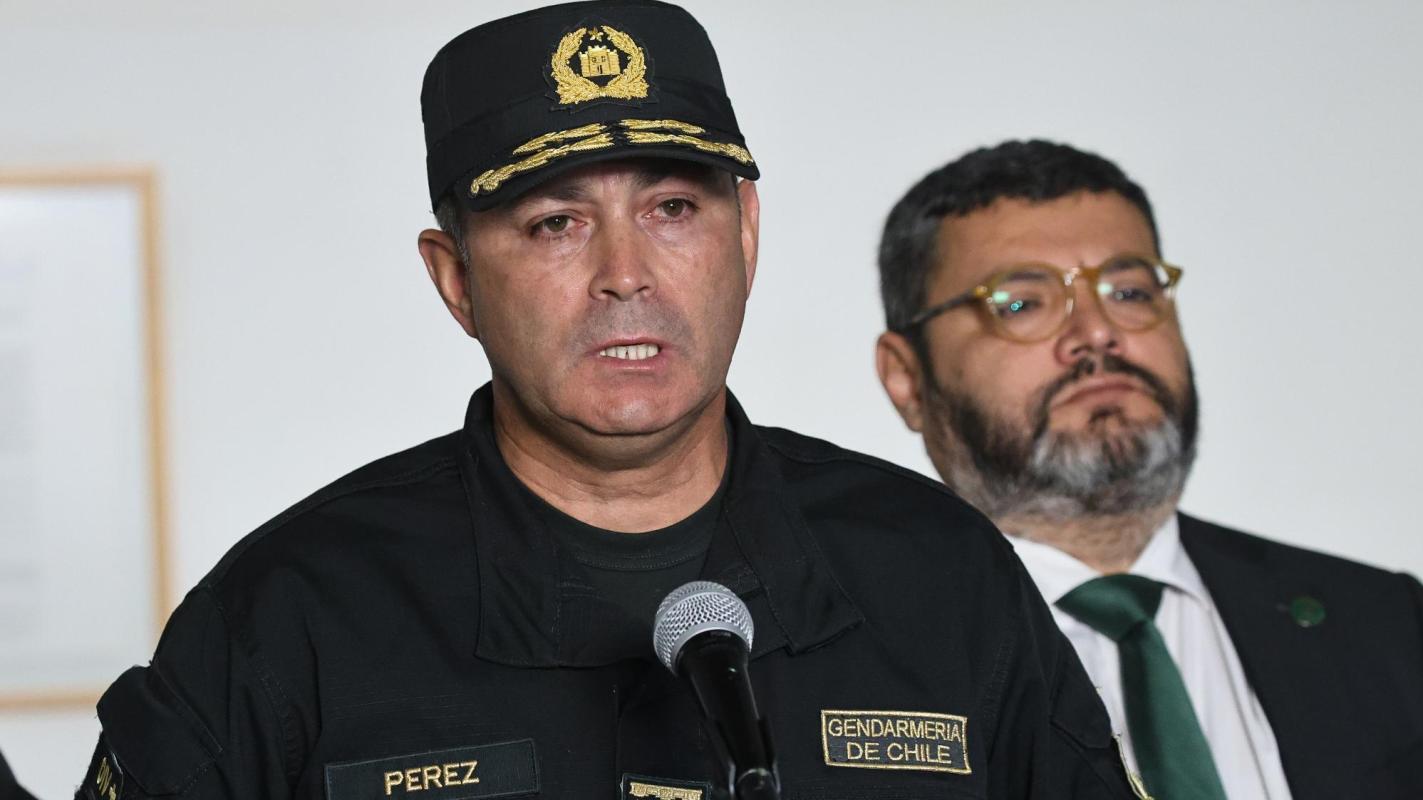 Gendarmería remueve cuatro altos cargos tras fuga de reos en ex Penitenciaría de Santiago