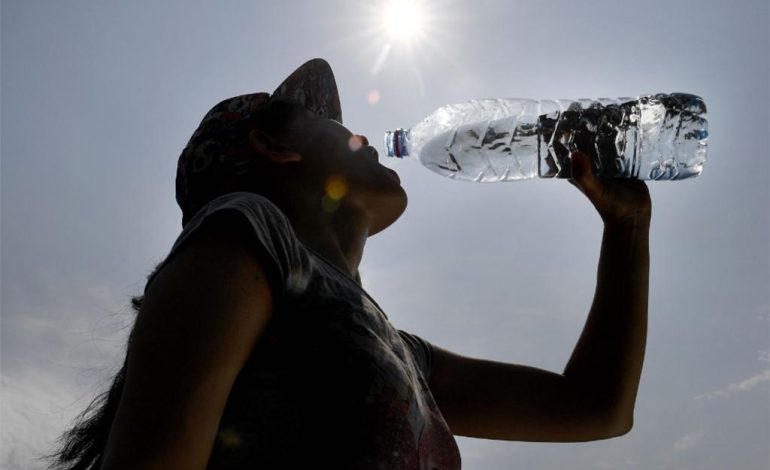 DMC emite aviso por altas temperaturas para cuatro regiones de Chile, incluida la Metropolitana