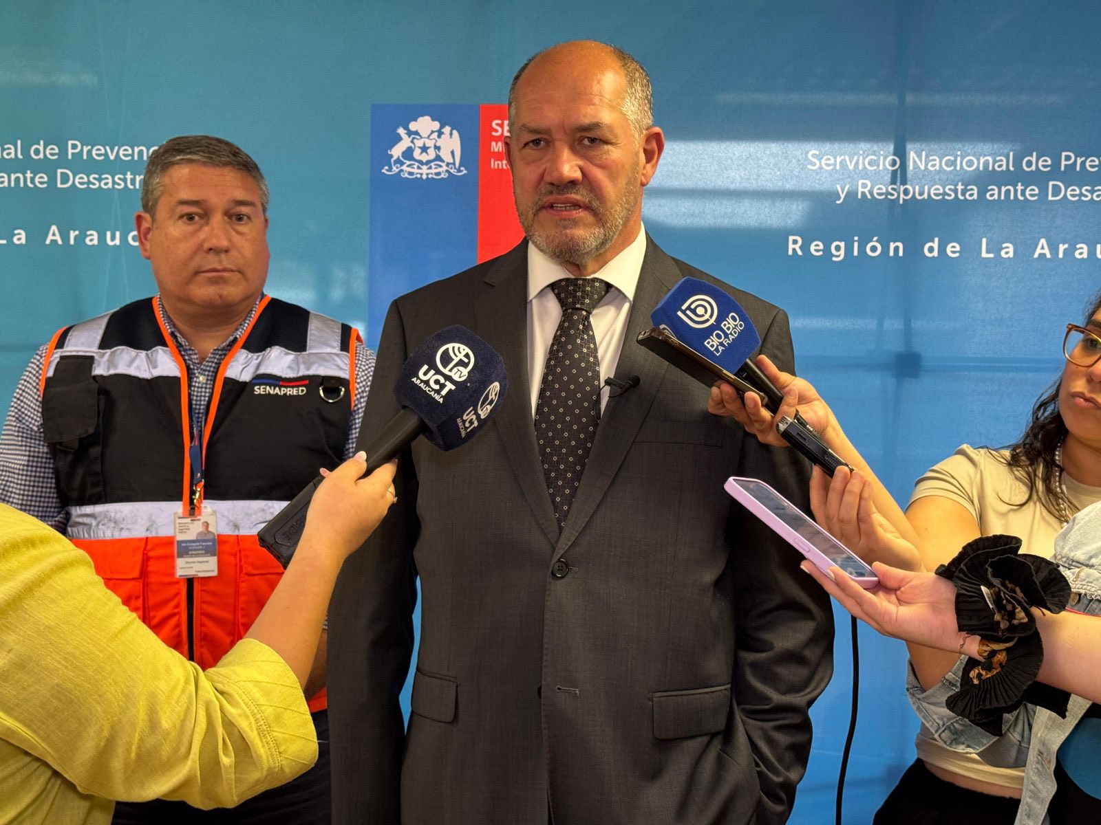 Autoridades entregan balance por sistema frontal en La Araucanía y alertan tormentas eléctricas para este lunes