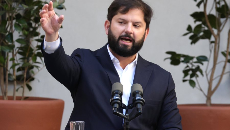 Polémica por cable submarino chino: Kast suspende reunión en La Moneda y Boric critica presión de su sucesor