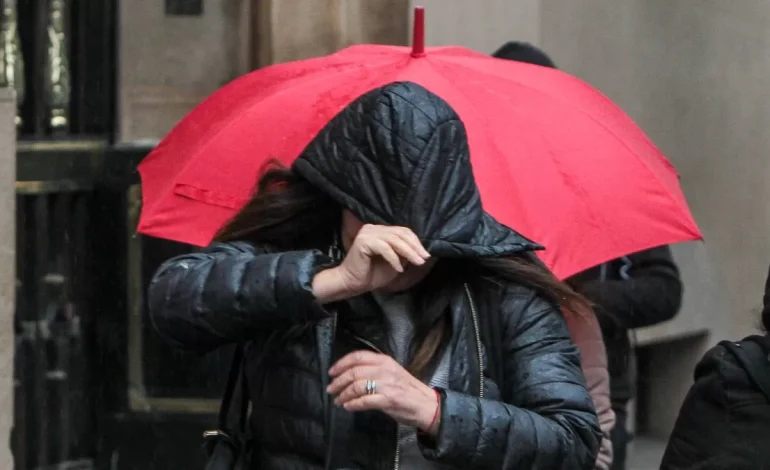 Pronostican lluvias para Santiago este 20 de marzo: revisa a qué hora comenzarían