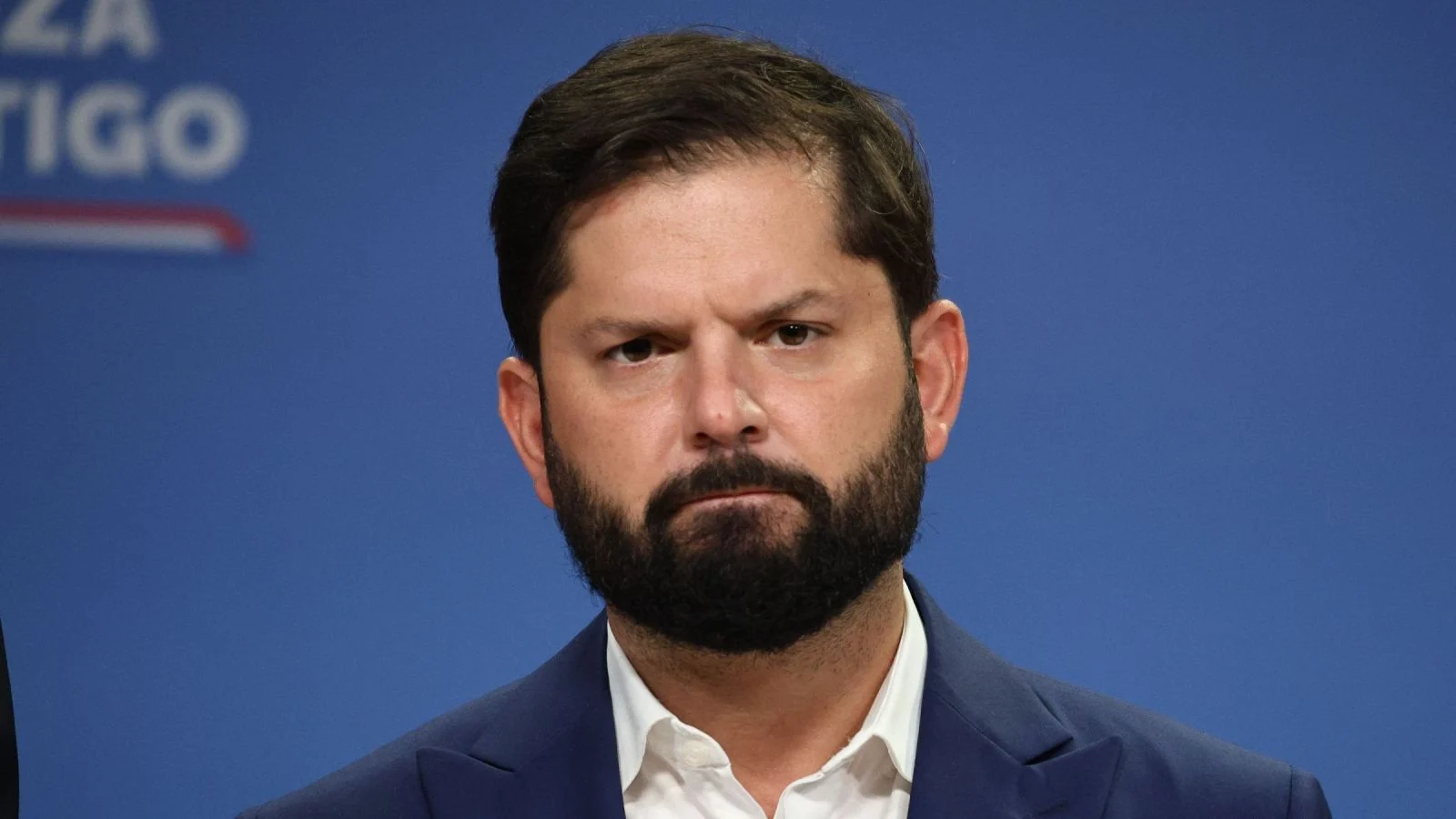 Boric pide al Senado “no retroceder en derechos humanos” tras avance de proyecto que conmuta penas