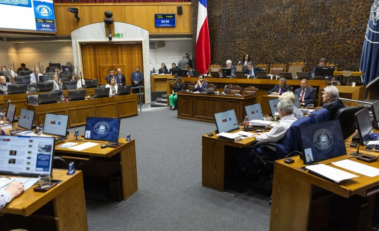 Senado aprueba en general proyecto que permitiría conmutar penas a reos por causas de DD.HH.