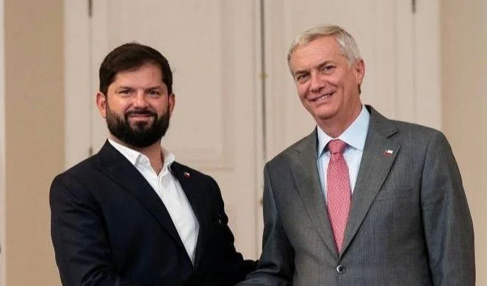 Auditoría del Gobierno detecta millonarias transferencias y más de 2.500 contrataciones a fines de 2025