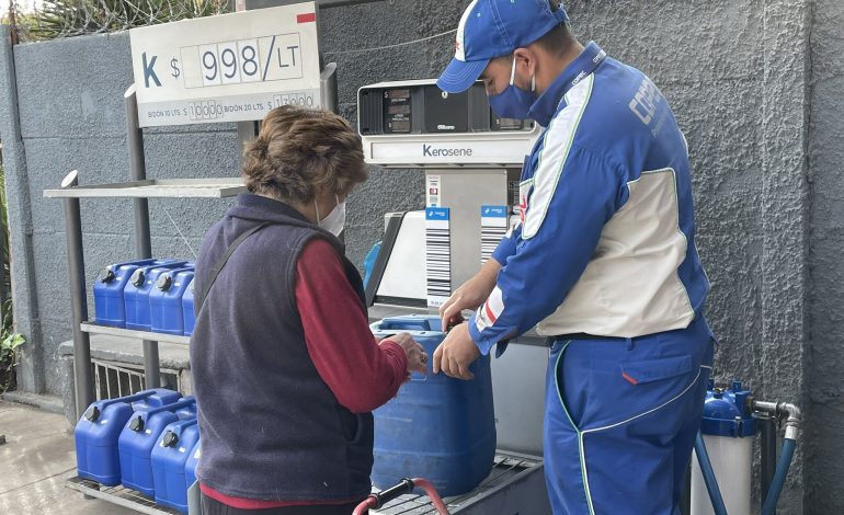 ENAP confirma fuerte baja en el precio de la parafina para la primera semana de abril