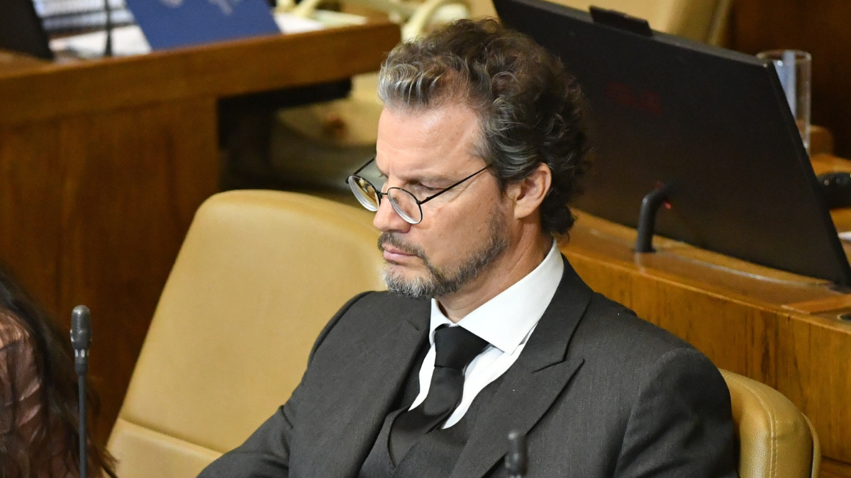 Expulsan a Cristián Contreras del PDG tras polémicos proyectos de ley