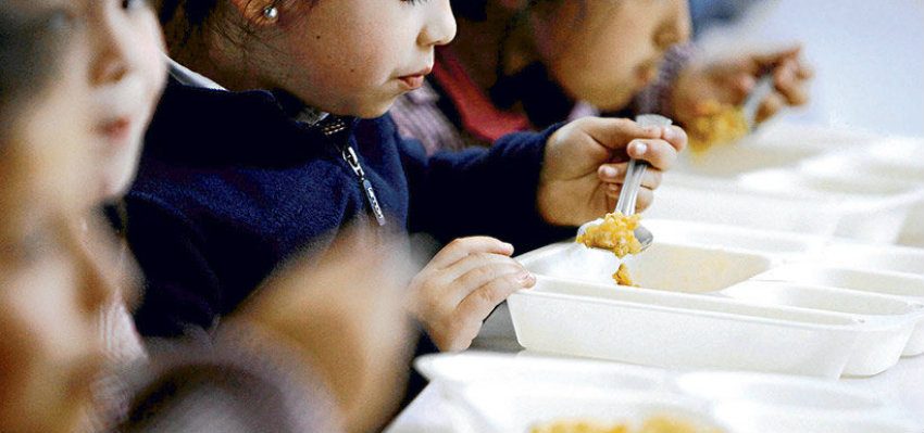 Recortes en Educación: Gobierno evalúa 15 ajustes que incluyen alimentación escolar y beneficios estudiantiles