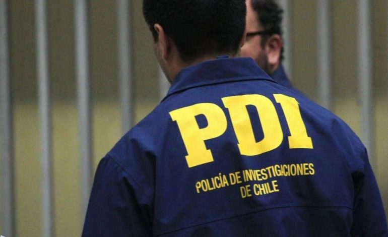 Violento asalto en Estación Central: detective de la PDI fue apuñalado pero logró abatir al atacante