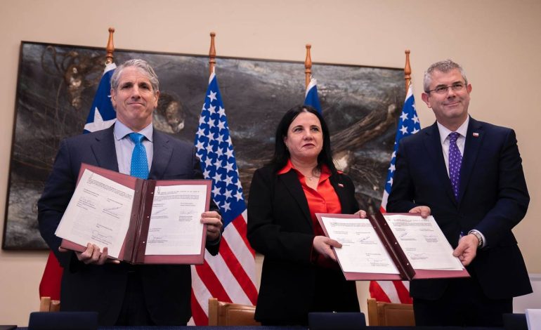 Chile firma acuerdo con EE.UU. para impulsar inversión en minerales críticos y combatir el crimen organizado