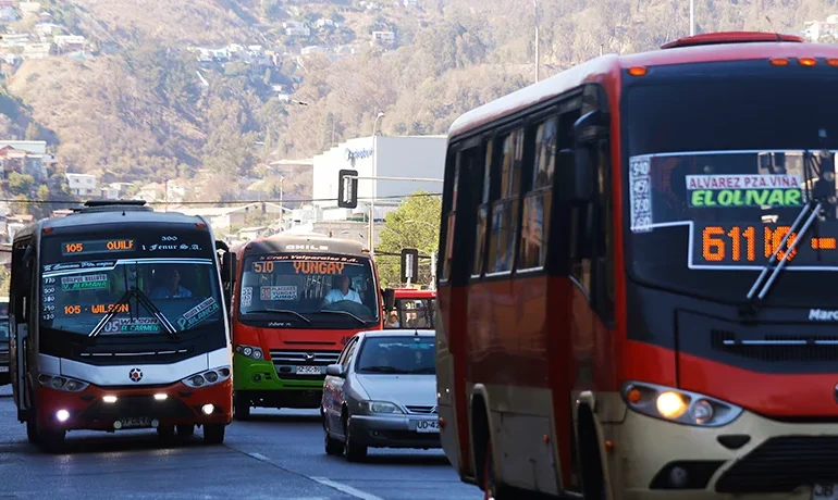 Micreros de Valparaíso anuncian paro indefinido por millonaria deuda: acusan más de $20 mil millones impagos