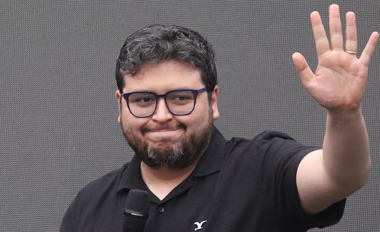 Polémica por chiste de Luis Slimming: Paula Escobar lo califica de “homofóbico”