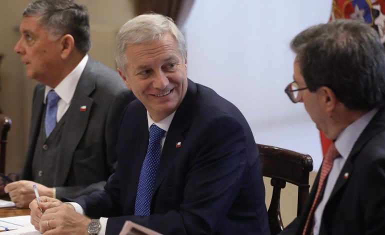 Gobierno de Kast incluye condonación del CAE en megarreforma: quiénes podrían acceder al beneficio