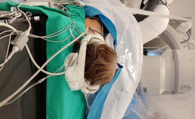 Proyecto desarrolla propuesta de musicoterapia para contextos quirúrgicos
